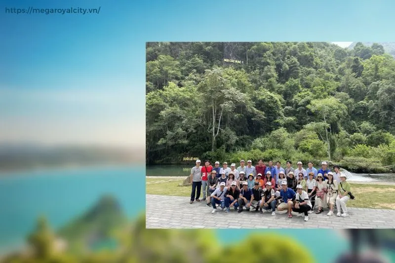 Các địa danh liên quan và điểm đến lân cận Núi Các Mác