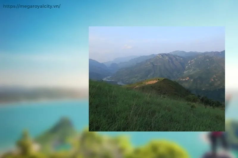 Thời điểm lý tưởng để khám phá đồi cỏ Phiêng Mường