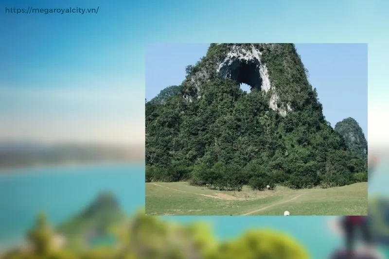 Thời Điểm Lý Tưởng Để Tham Quan Núi Mắt Thần